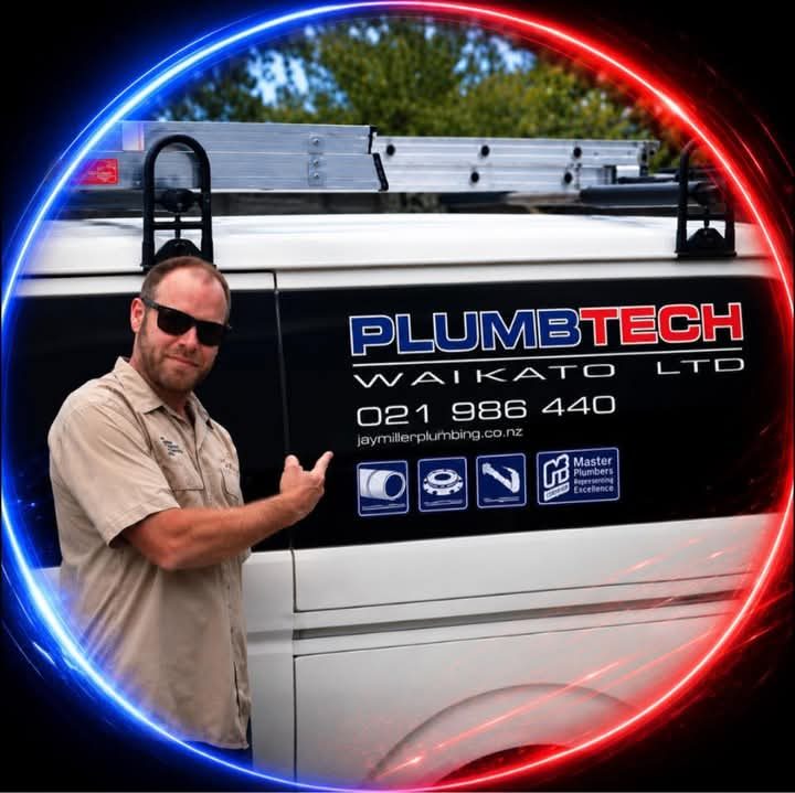 Sean Bilbe with the branded Plumbtech Waikato van